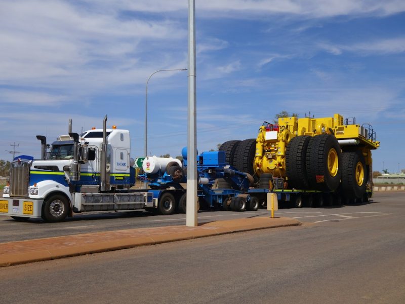 Heavy & Oversized Equipment